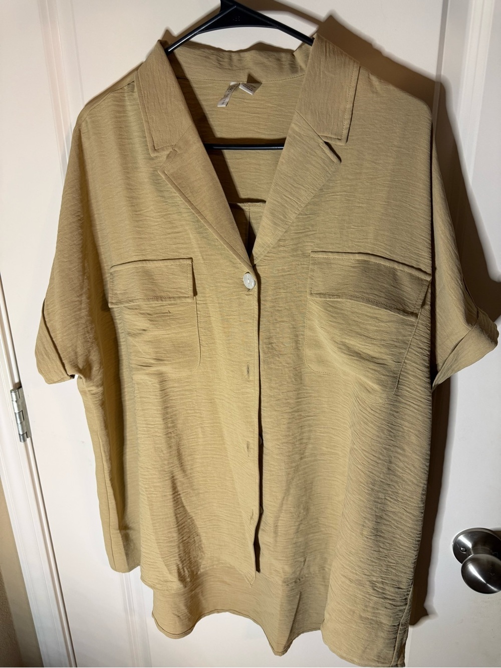 Cato Beige Textured Button Front Blouse | Women’s Size 18/20W | Short Sleeve
